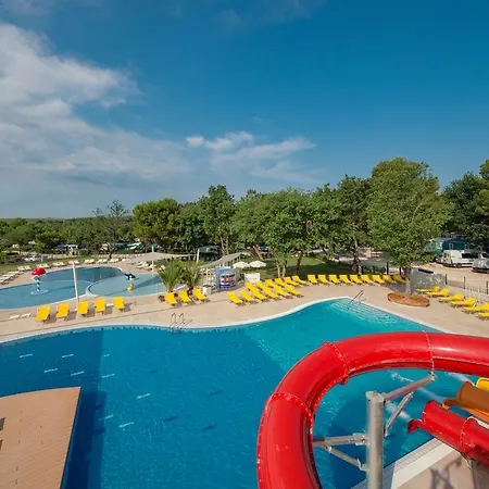 ホリデーパーク Marine Premium Village Mobile Homes In Camping Lanterna 4*